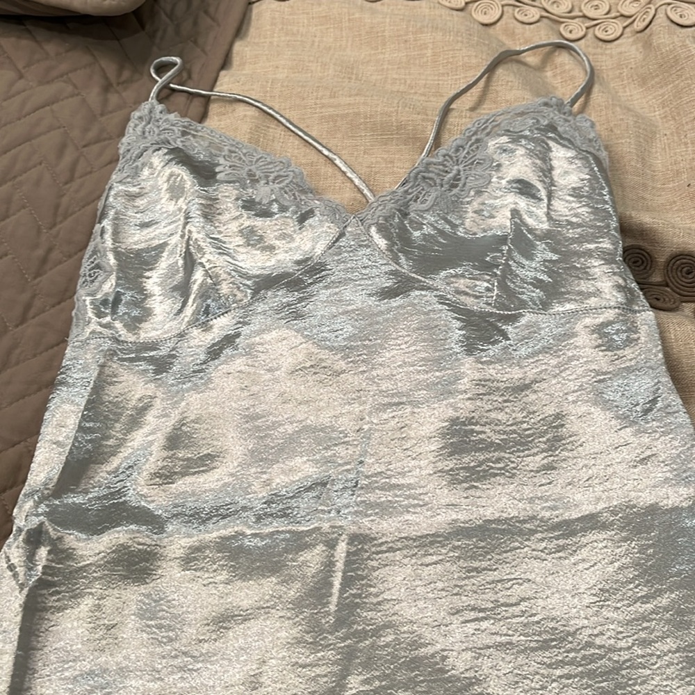 Urban Outfitters Chloe Silver Satin Slip Dress/NWT/S - Picture 7 of 15